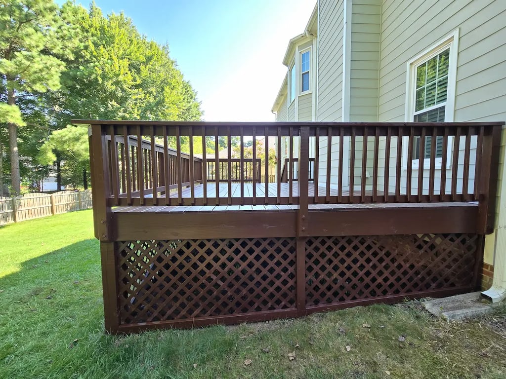 Sikkens semi-transparent oil based deck stain in ST-247 Natural Redwood.