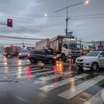 Severe Crash at Tha Sa-an Intersection: A Chachoengsao Morning Drama Unfolds image
