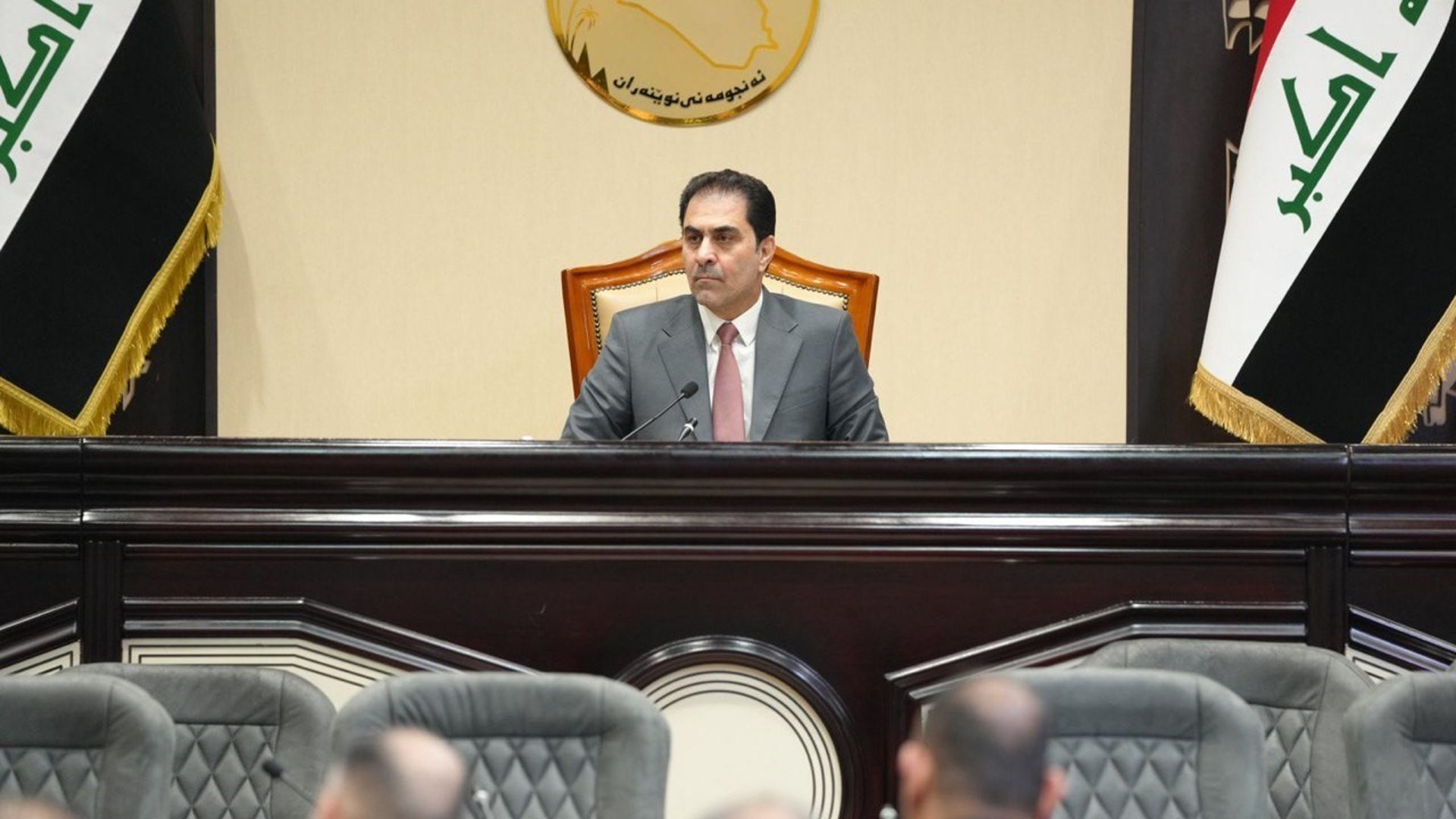 لجنة برلمانية لبحث أسباب تعيين أجانب أكثر من العراقيين في شركات النفط