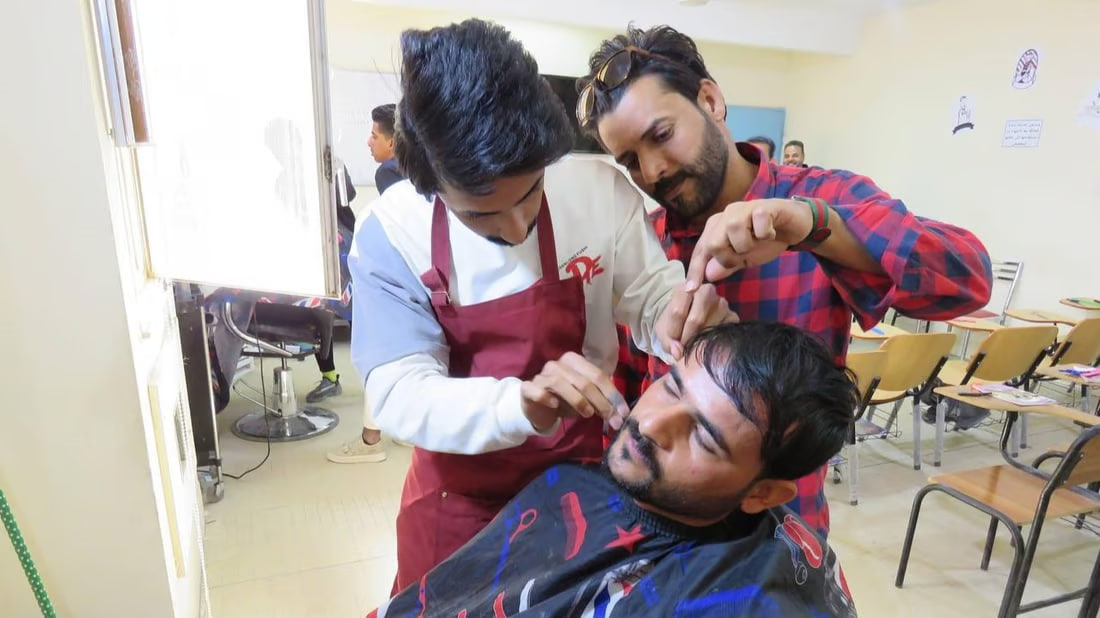 Basra vocational training institute launches barbering course