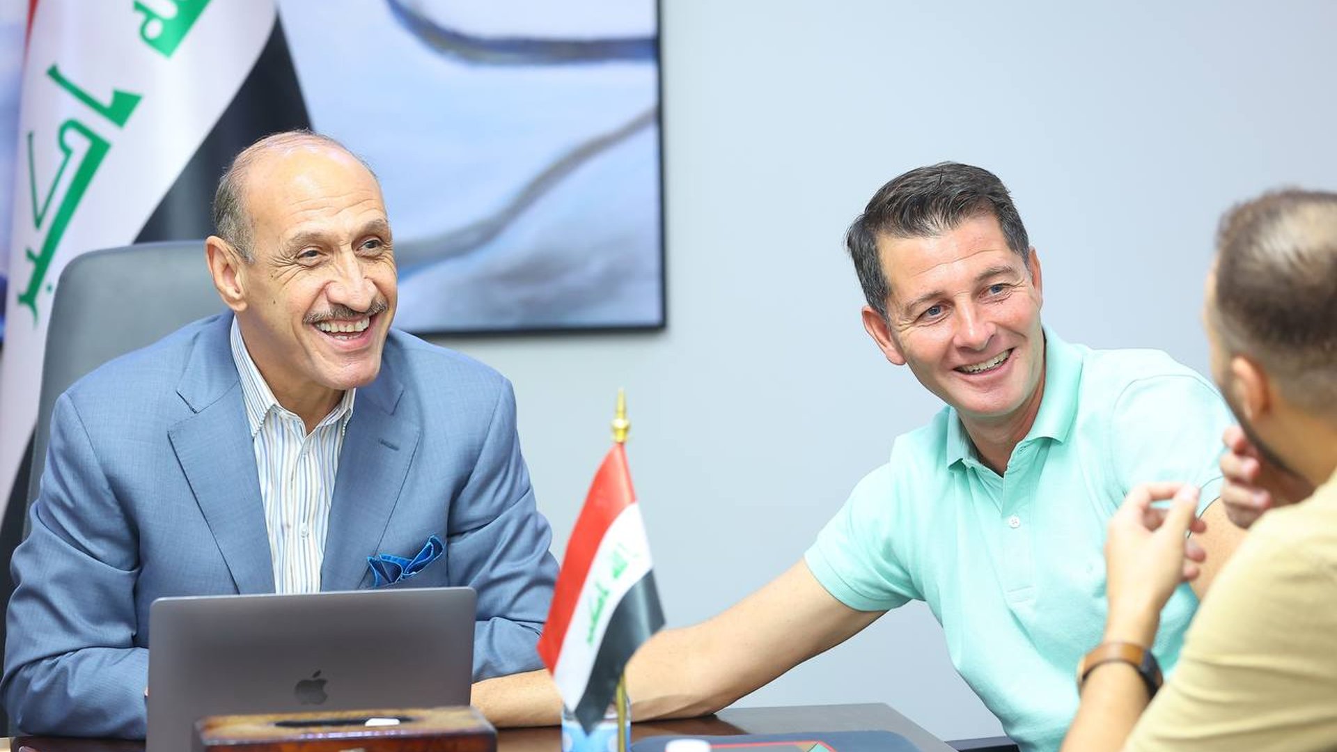 كاساس يبلغ درجال بأن تشكيلة "أسود الرافدين" ستعلن خلال اليومين المقبلين