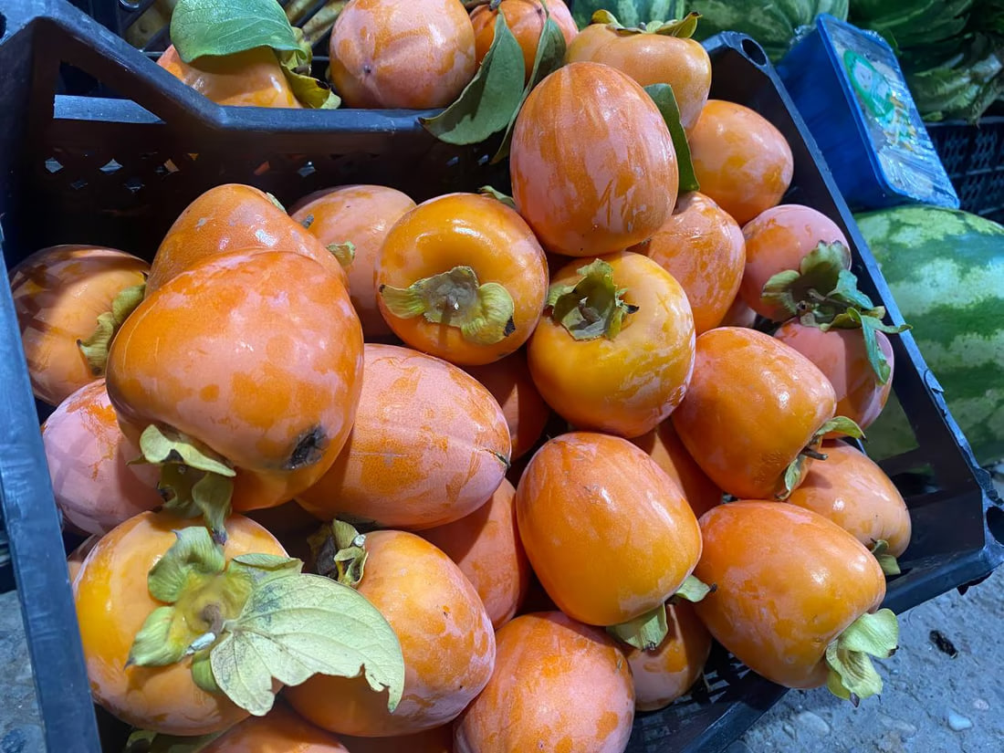 Persimmon farmers in Duhok struggle to market their produce despite growing local popularity