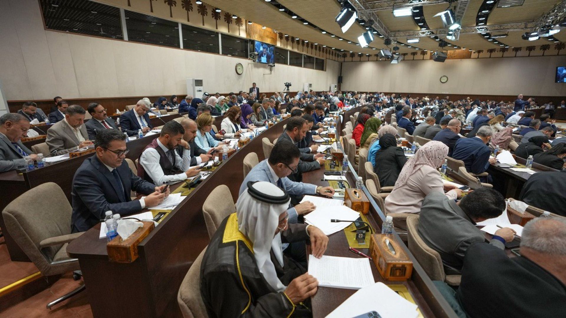 انتهت عطلة البرلمان.. الرئاسة تدعو النواب إلى استئناف أعمالهم