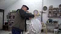 فيديو مع تماثيل ثابت ميخائيل من داخل ورشته.. نحات من سهل...