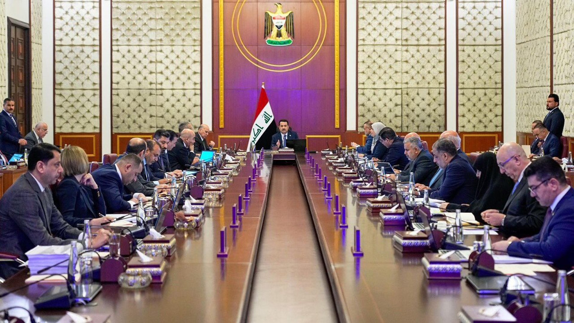 السوداني يجمع الوزراء في جلسة استثنائية لمناقشة جداول الموازنة