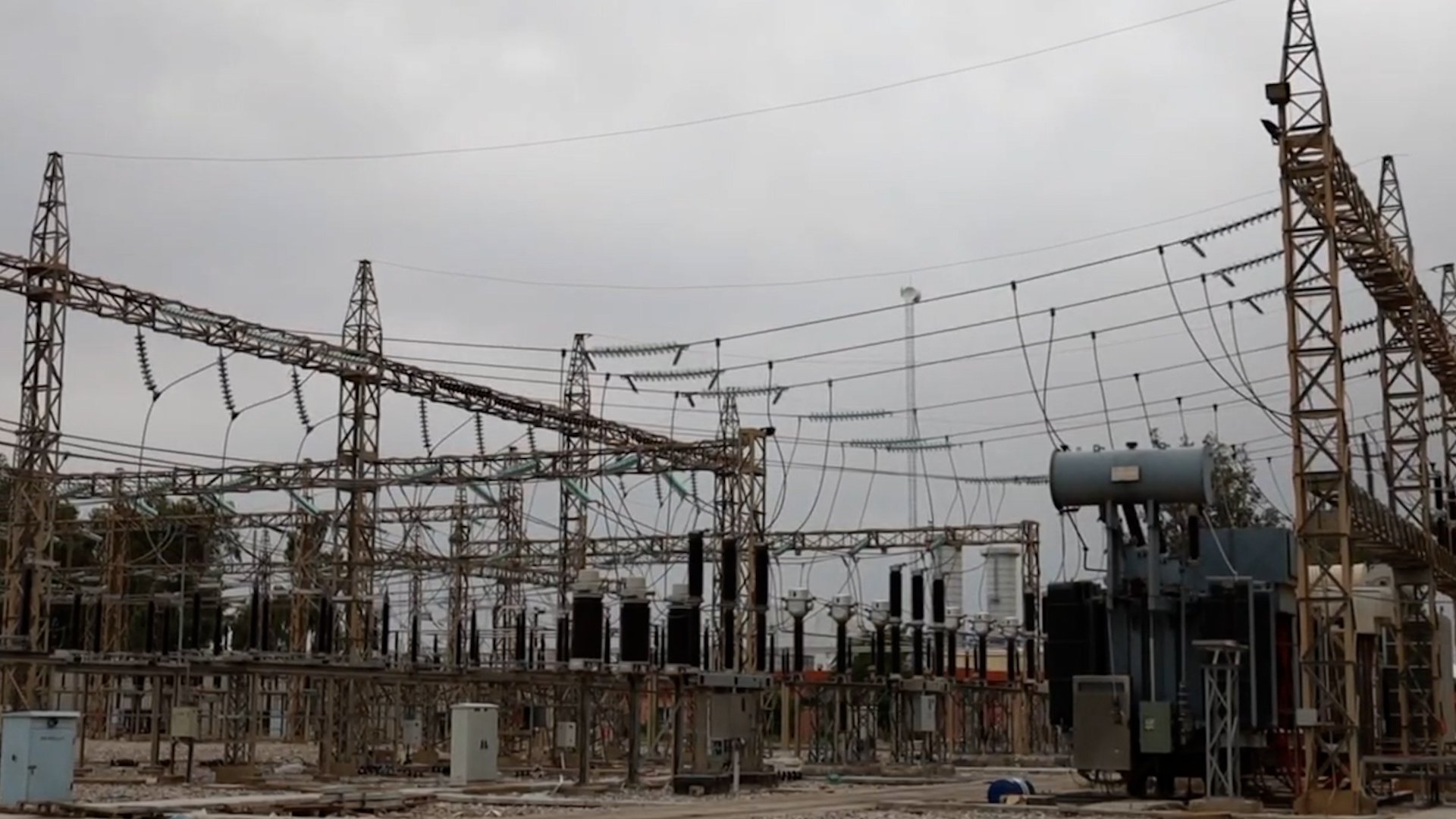 العراق شغّل اليوم محطة كهرباء متوقفة منذ عهد صدام.. هذا الصيف سيكون أفضل (فيديو)
