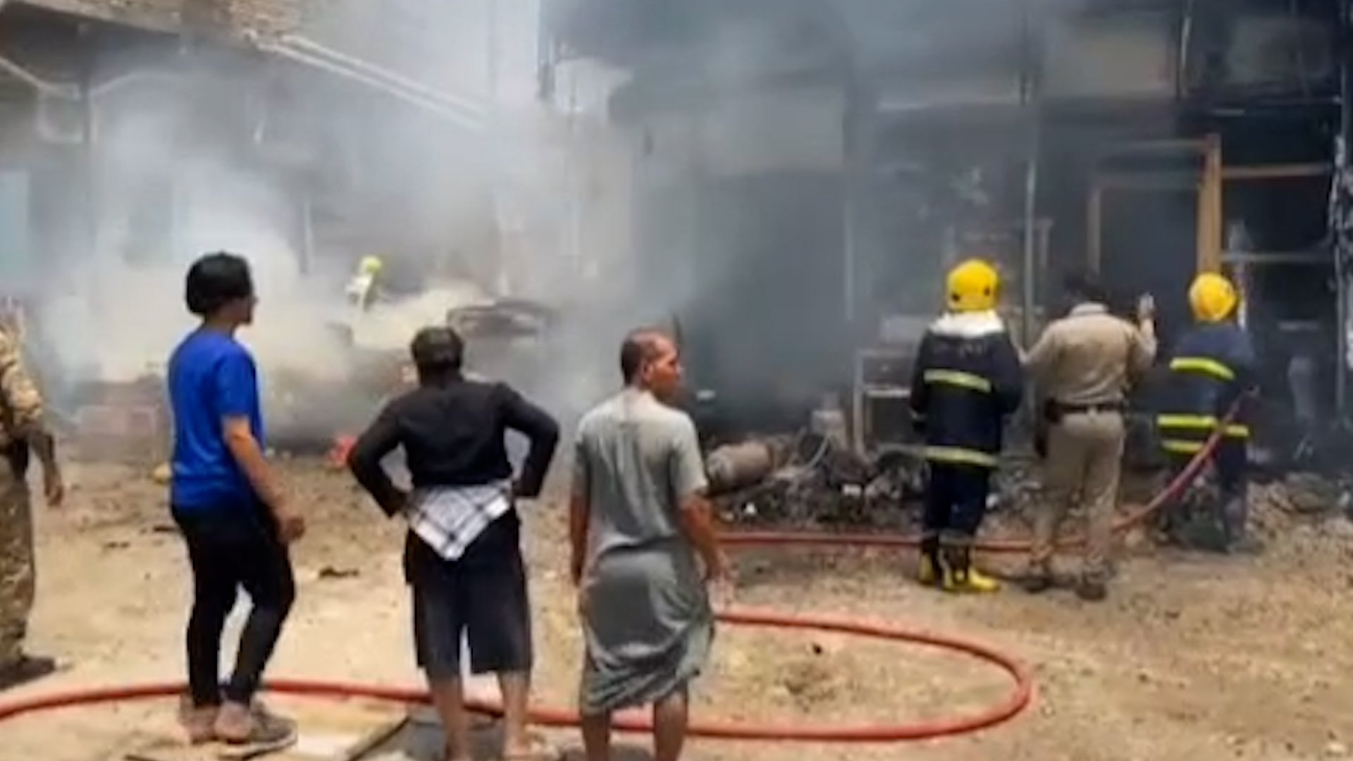 فيديو: النيران تلتهم مخبزاً في كرمة بني سعيد