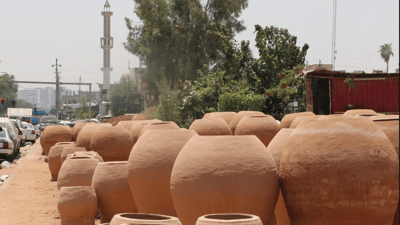 Craftsmen in Kirkuk keep clay oven tradition alive