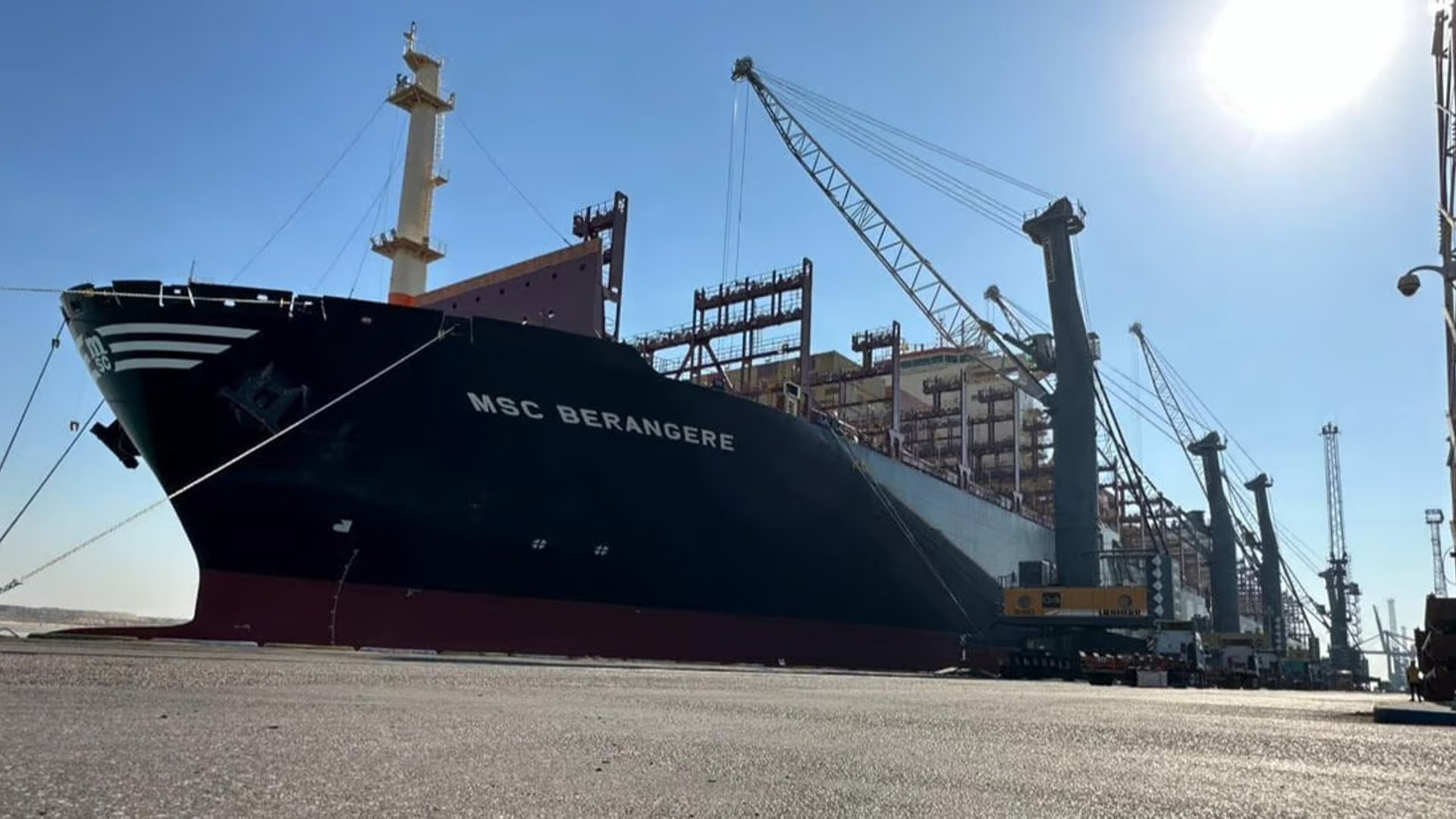 Iraqs Umm Qasr port hosts recordbreaking container ship