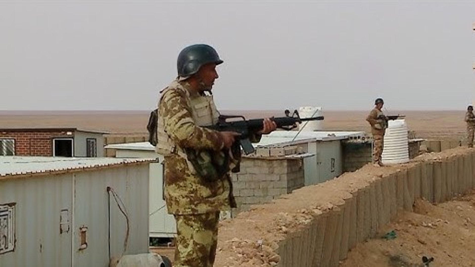 حرس الحدود يطيح بـ45 آسيوياً حاولوا دخول العراق بطرق غير شرعية