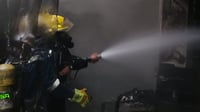 فيديو من حريق رأس الجسر في كركوك.. فرق الدفاع طوقت النير...