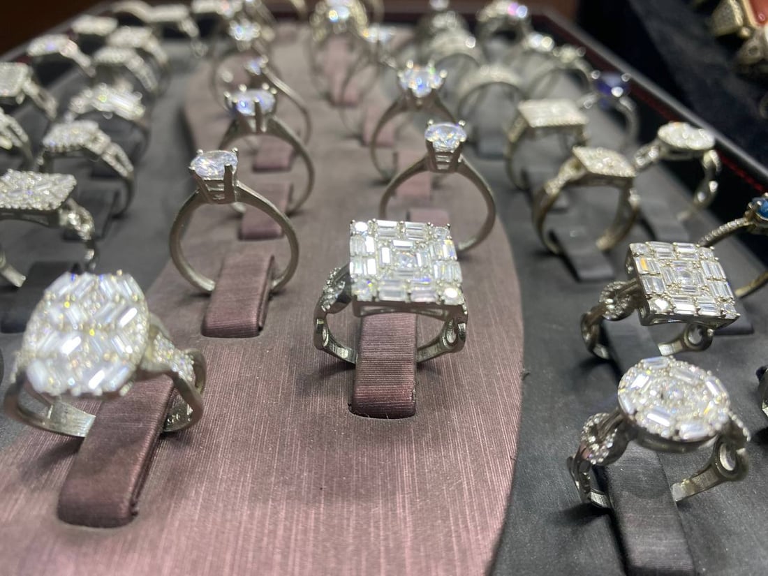 Rising demand for silver jewelry in Duhok