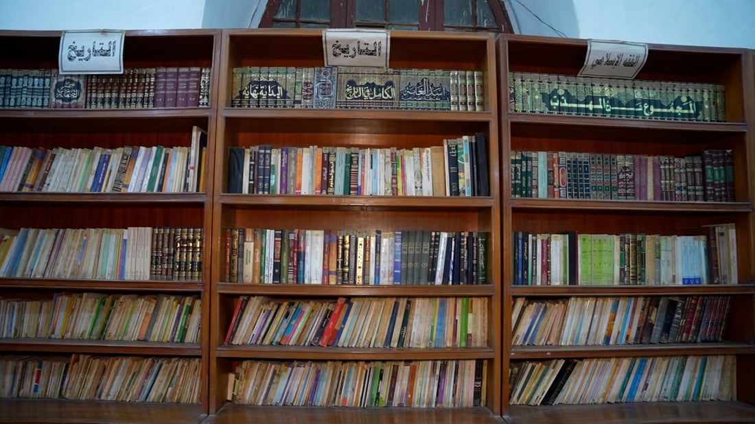 صدام أخذ مخطوطات الإمام علي من مكتبة الزبير وهنا نام رئيس الجامعة العربية (فيديو)