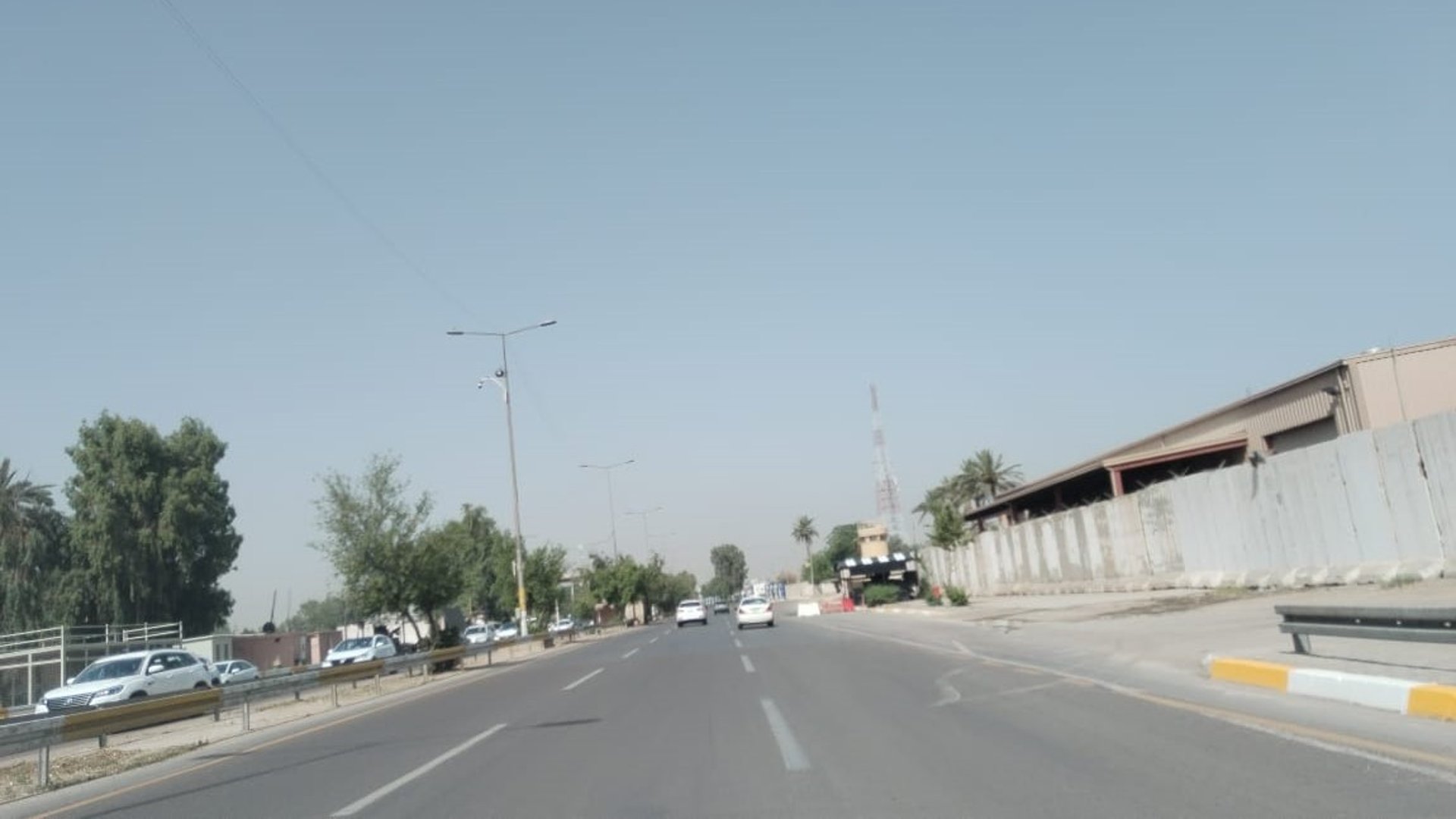 المنطقة الخضراء تلغي بوابة "المظاهرات" على طريق القادسية.. انتفت الحاجة