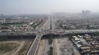 يربط مناطق حيوية في بغداد.. الإعمار تنجز ركائز مجسر الش...