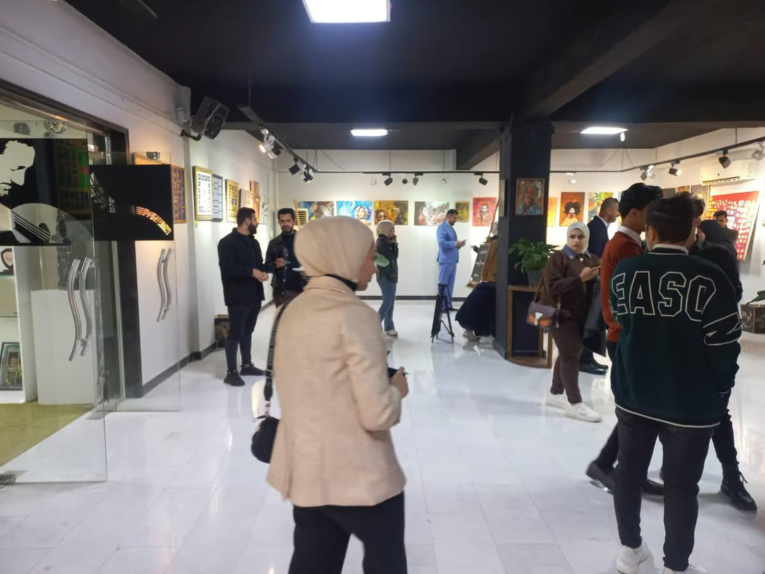 Wasit fine arts college hosts student design exhibition