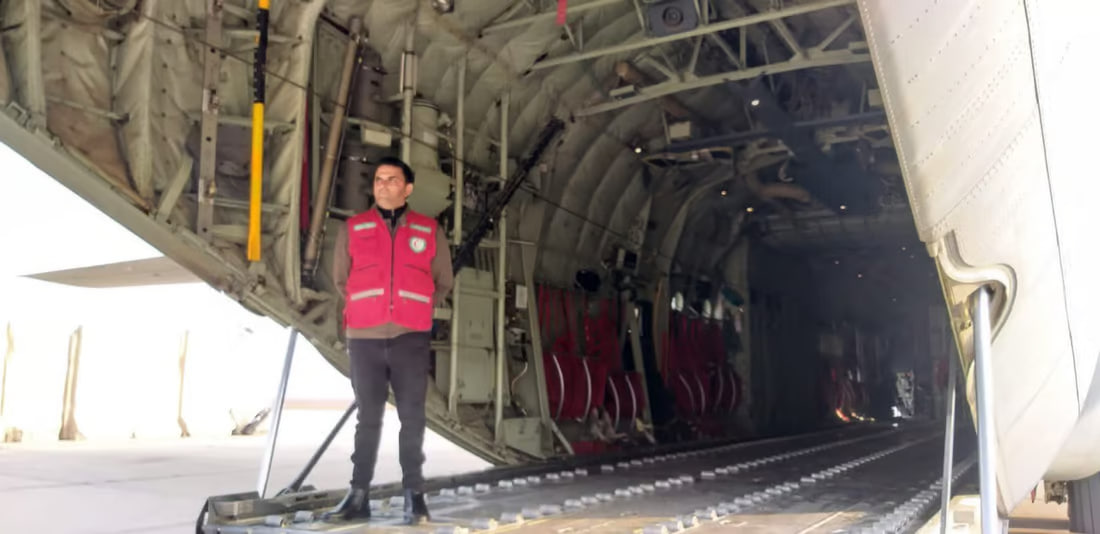 Iraqi Red Crescent Society sends 25 tons of aid to Gaza via Egyptian air force