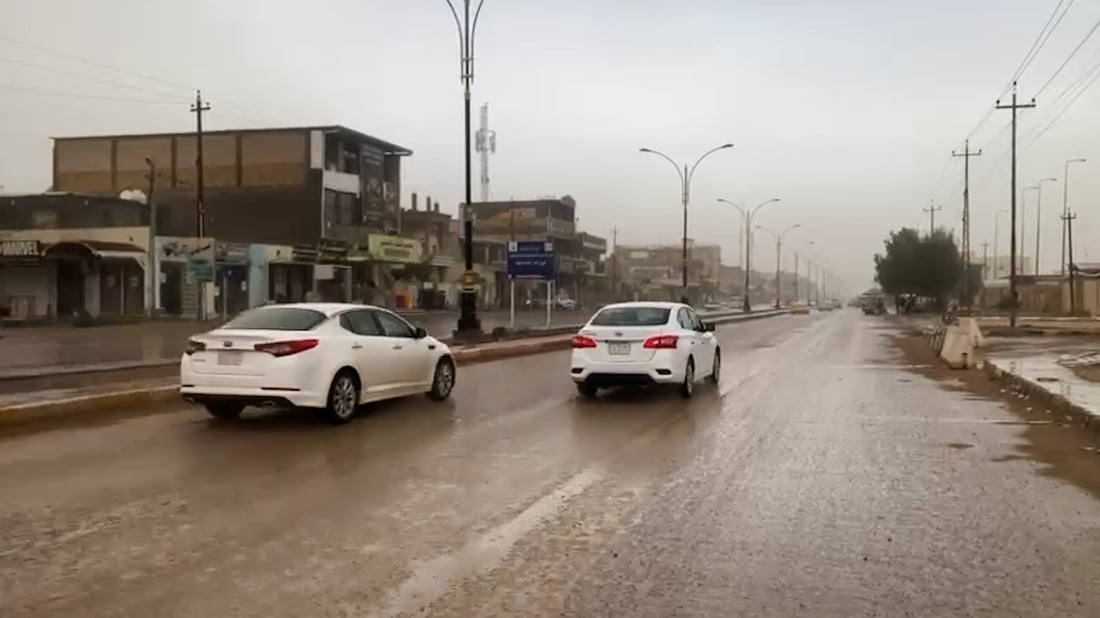 أجواء غائمة وهطول أمطار في الديوانية (فيديو)