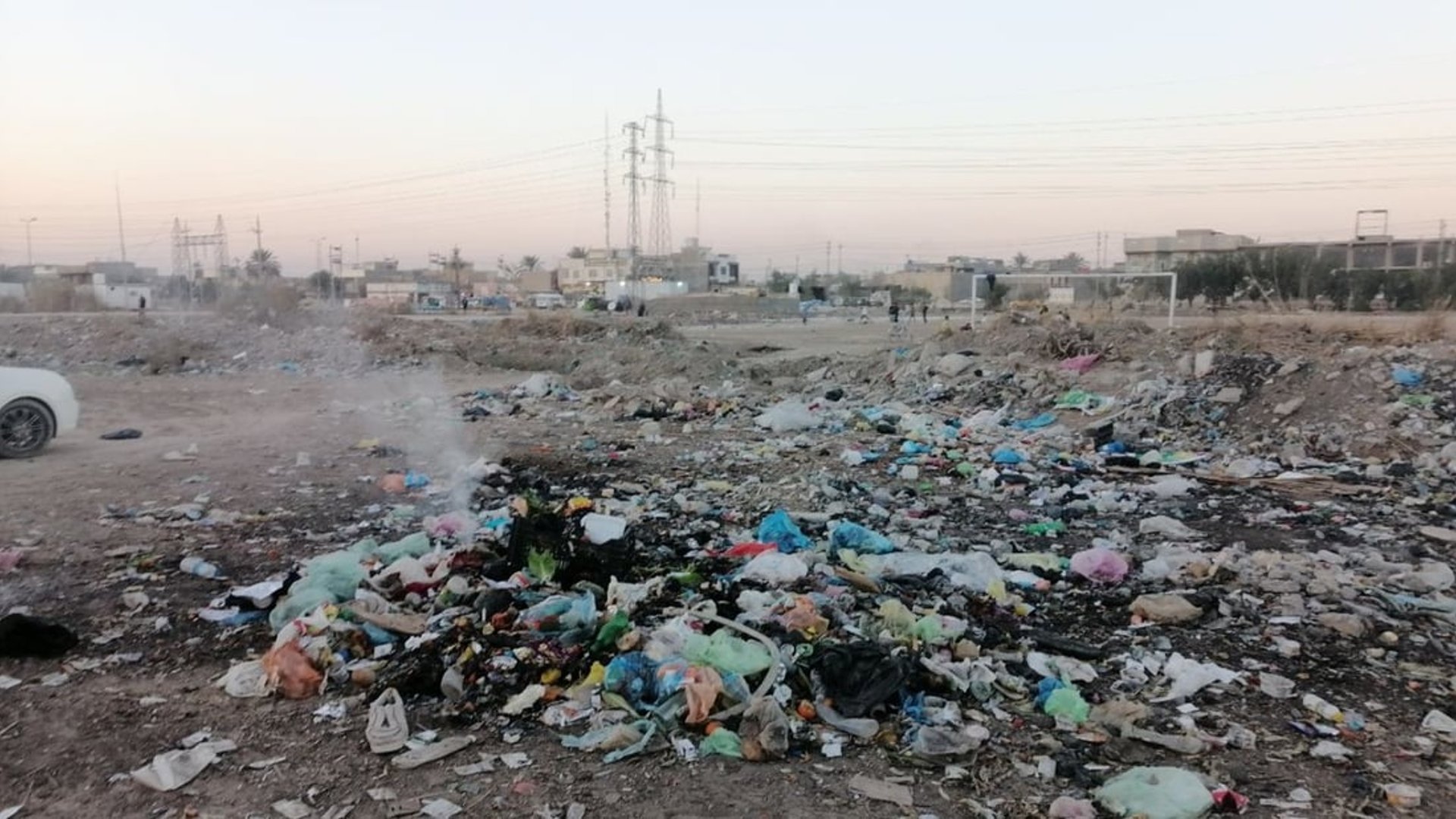 Residents west of Hilla decry garbage pileup blame municipalitys inefficiency