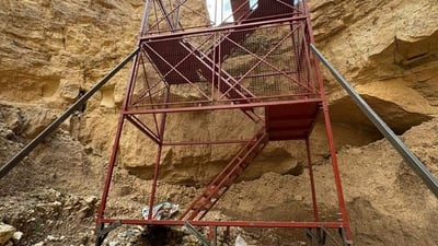 Mass grave excavation begins near Tel Afar