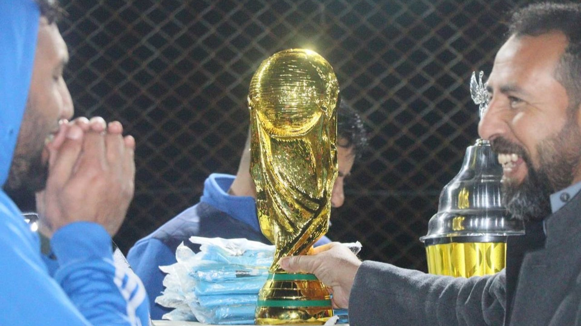صور من نهائيات أهم 3 بطولات في أبو غريب.. السلام والدفار والنجوم حصدوا الألقاب