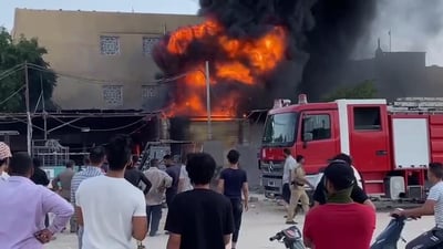 شبكة 964 توثق اللحظات الأولى لحريق الناصرية (فيديو)
