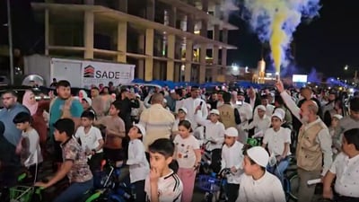 فيديو: أطفال التراويح انطلقوا بالبايسكلات إلى شوارع كركوك من أكبر جامع