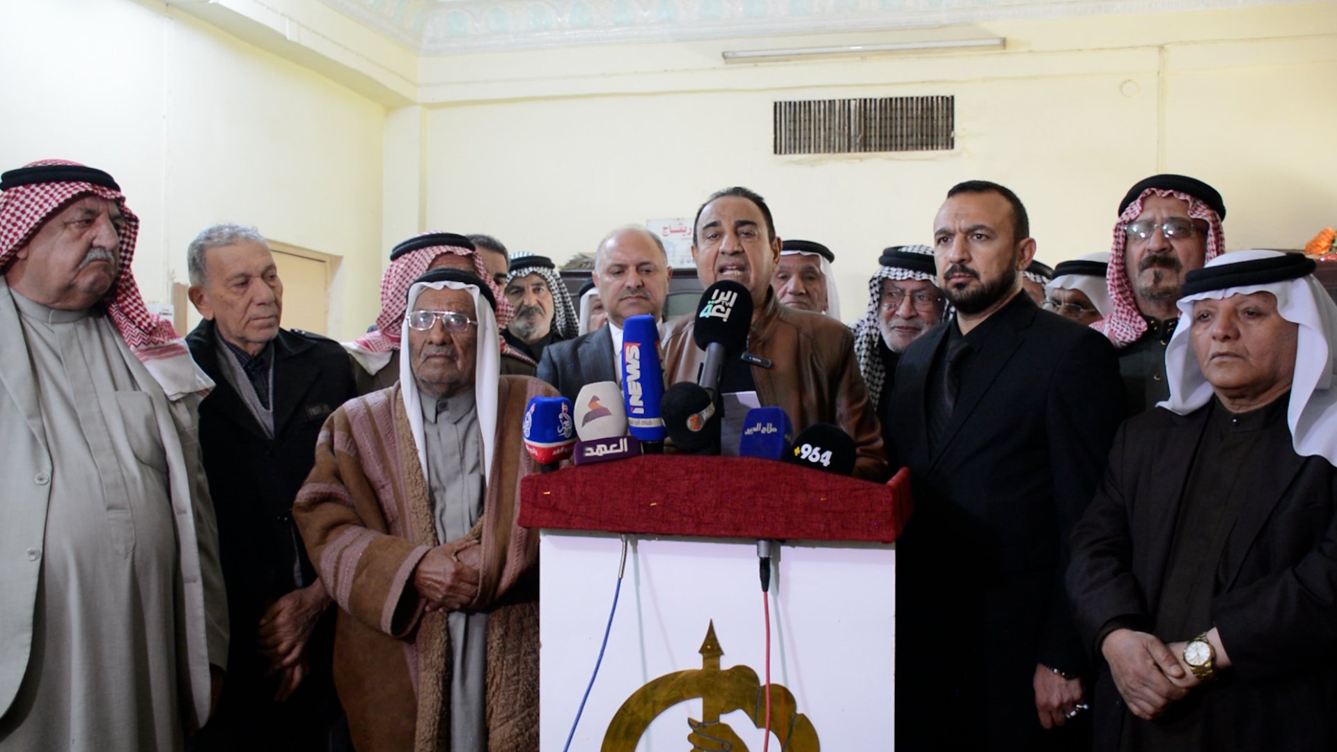 طالبوا بمحافظة جديدة باسم "جنوب صلاح الدين".. احتجاج من شيوخ بلد (فيديو)