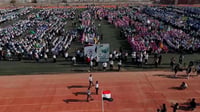 فيديو: كرنفال الكشافة في ملعب الجمهورية.. 200 مدرسة تحتفل...