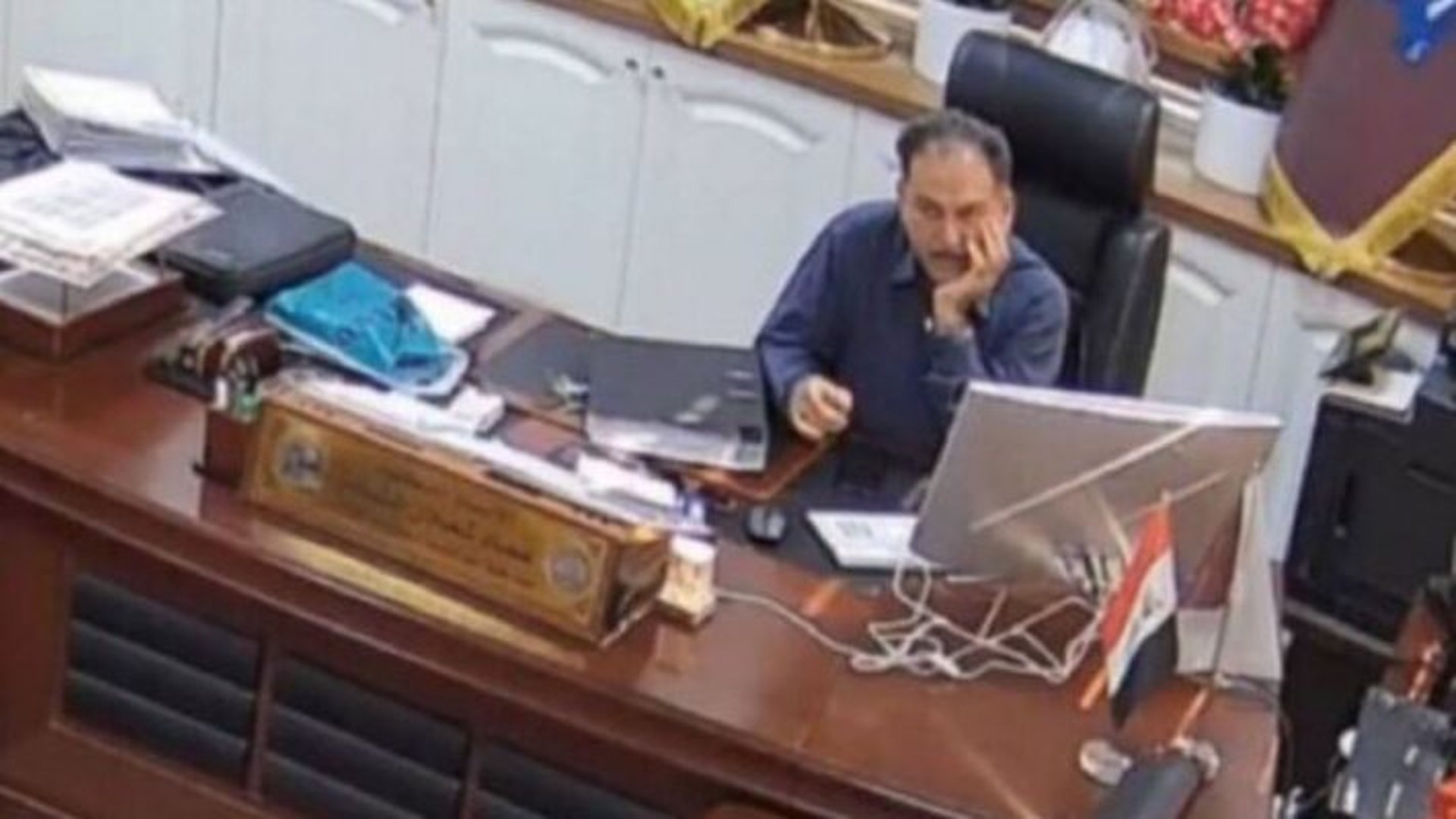 بعد انتشار “صور مع طالبة”.. التعليم تسحب يد عميد الحاسوب في البصرة » +964