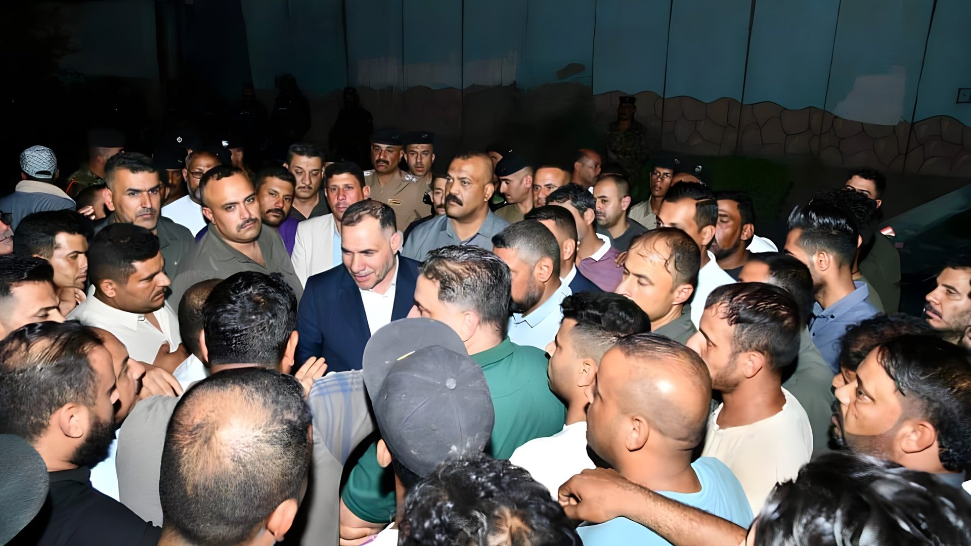 انتهى اعتصام أصحاب المولدات في الديوانية.. اتفاق مع المحافظ على تقليص ساعات التشغيل