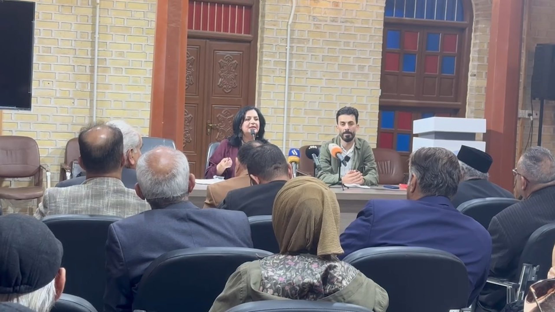 فيديو: أدباء البصرة يحتفون بتجربة دلال جويد.. شاعرة تكتب العراق من لندن