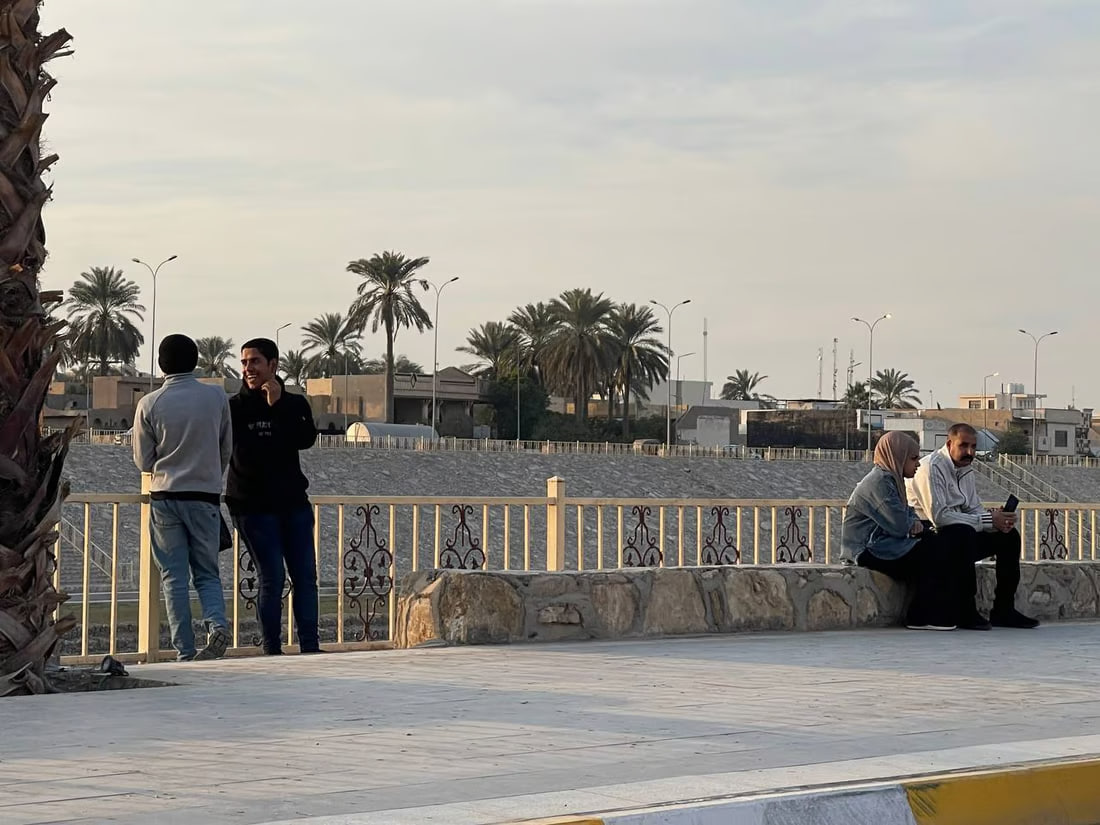 Diyala river corniche attracts families amid mild weather