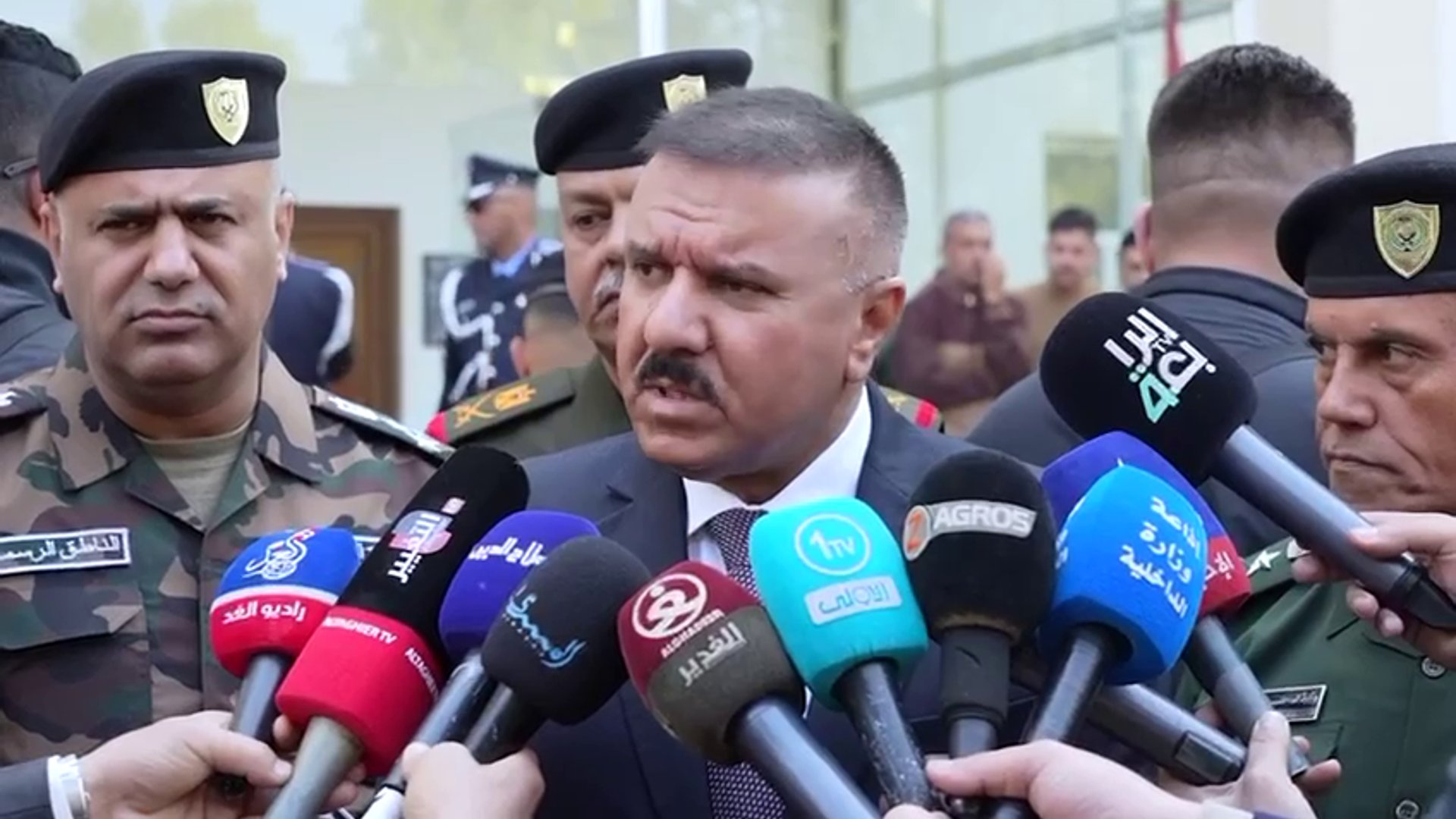 فيديو: تصريحات وزير الداخلية عن الأمن والمخدرات خلال زيارته مناطق جنوب صلاح الدين