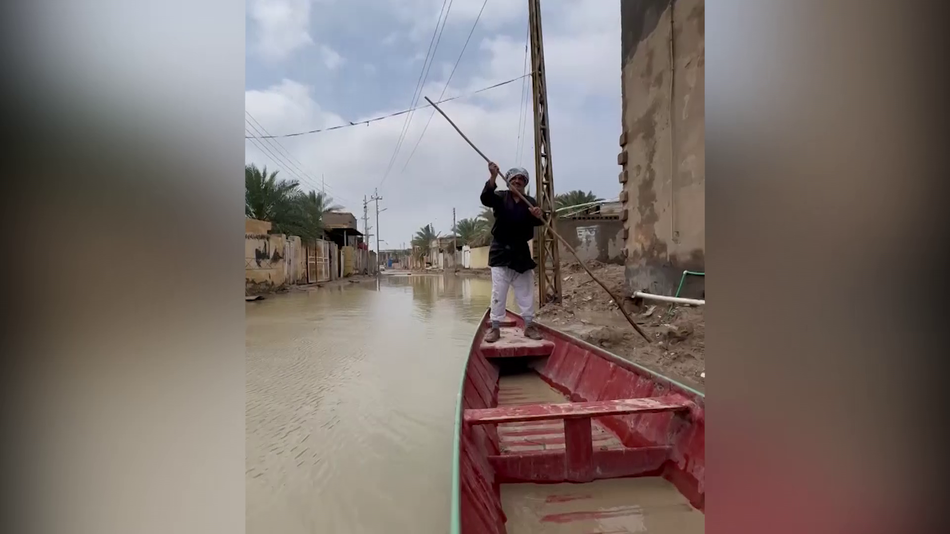 فيديو: آبار النفط العملاقة تحت بيوتهم.. القرنة 
