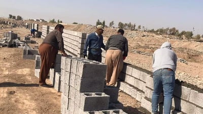 أربيل: مزارع يتبرع بـ 25 ألف متر لإنشاء مقبرة في منطقته (صور)