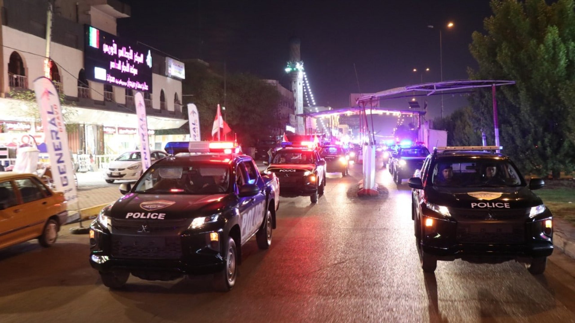 شرطة البصرة تلاحق مسلحين بين الشوارع.. توضيح حول ما حدث في شط العرب اليوم