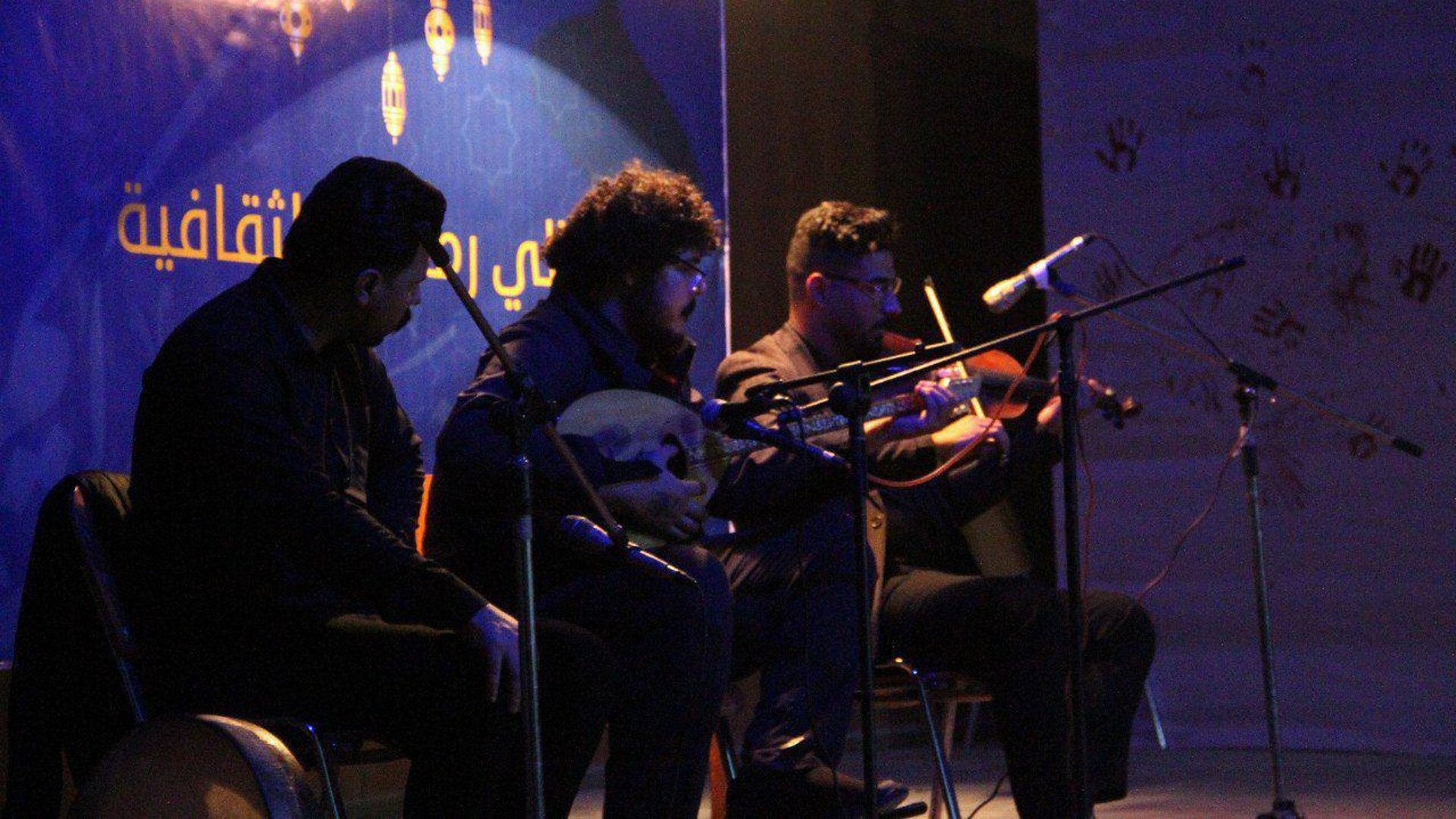رمضان في بغداد: شباب الحسينية نظموا ليالي للفن والسينما والكتاب (صور)
