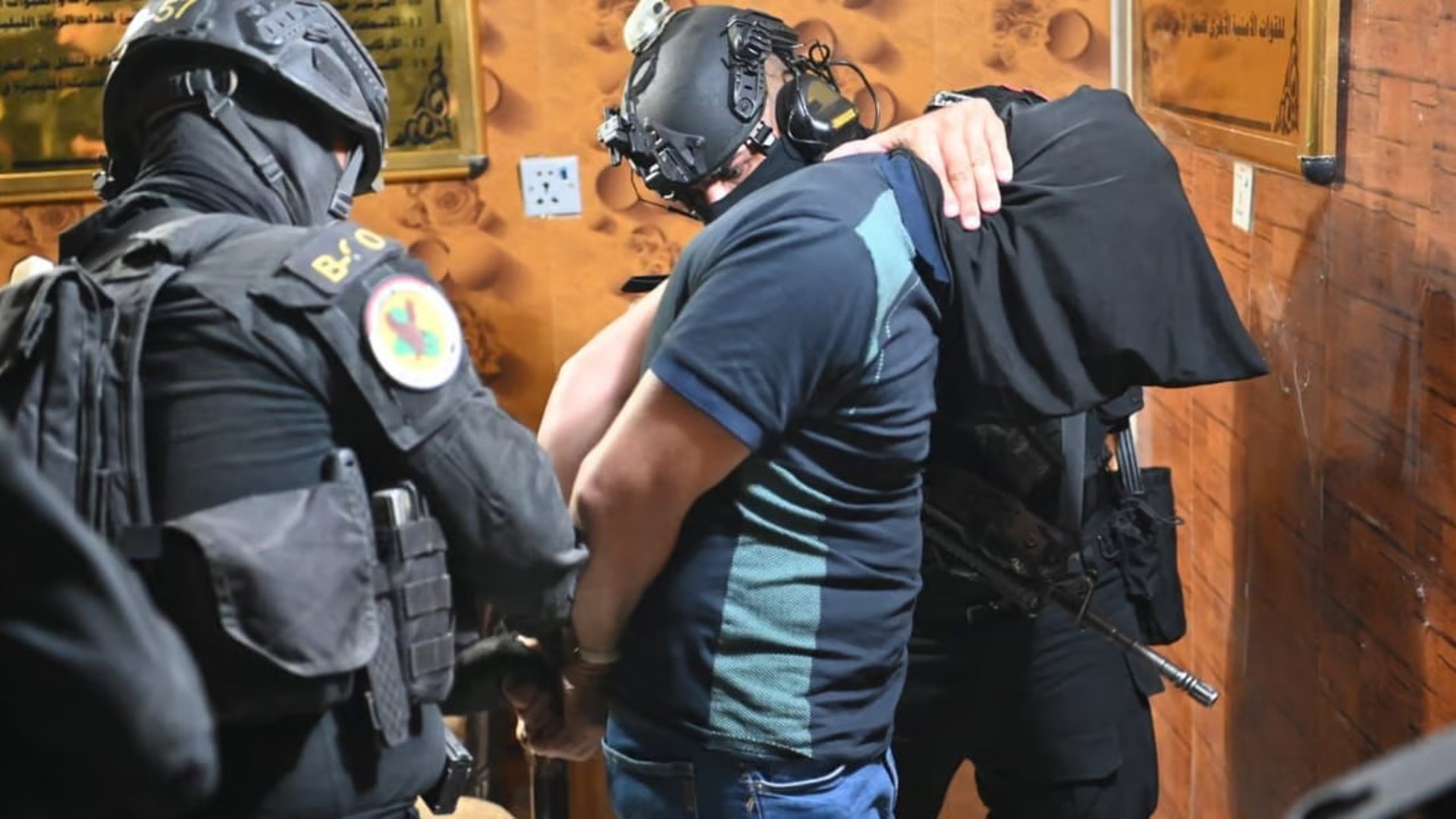 Police capture drug dealer in Anbar seize  kg of Captagon in operation