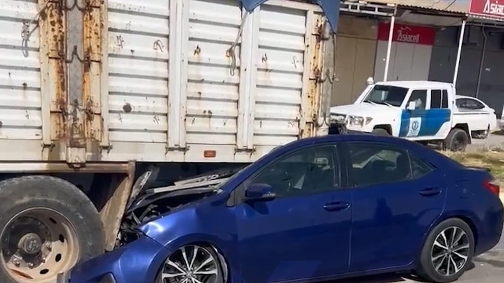 Driver seriously injured in crash after falling asleep at wheel » 964media