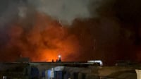 Massive fire engulfs historic Qaysari bazaar in Erbil