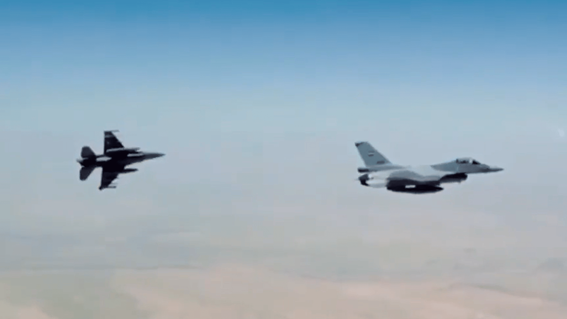 شاهد طائرات F16 العراقية تدك أوكاراً لـ 