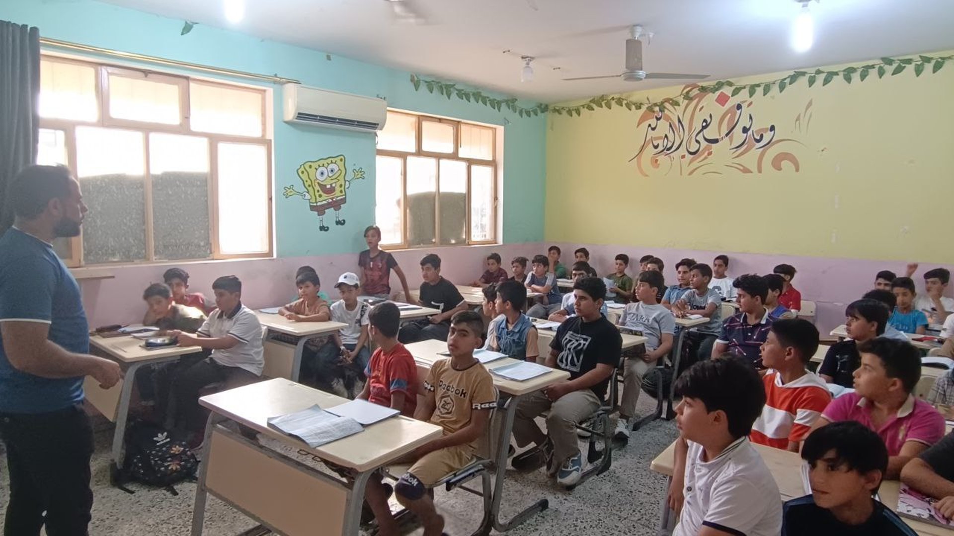 صور من الفاو: 200 تلميذ في مدرسة الشهيد مصطفى الصدر يتلقون التقوية