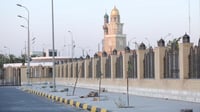 أمانة مسجد الكوفة توافق على مقترح المحافظة بخصوص السيا...