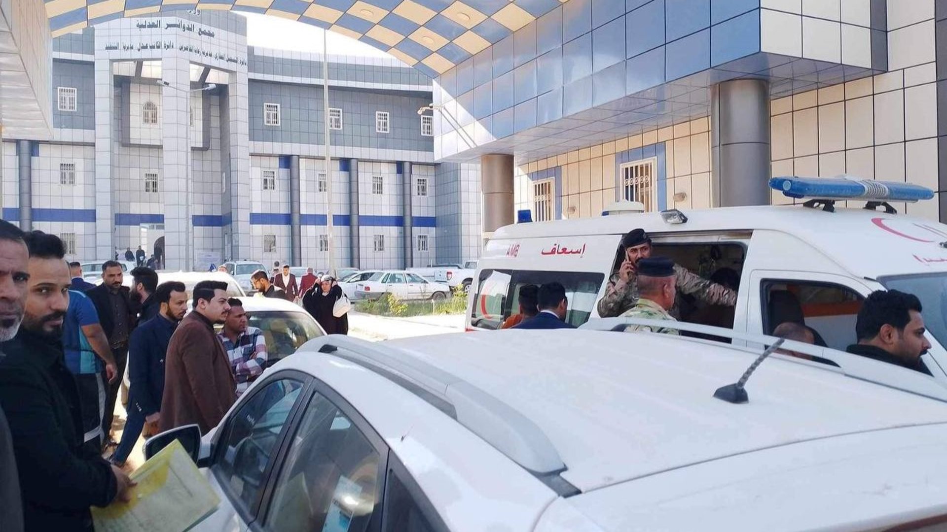 الديوانية: معقب في دائرة كاتب العدل تناول "مبيد حشرات".. لكن حالته مستقرة
