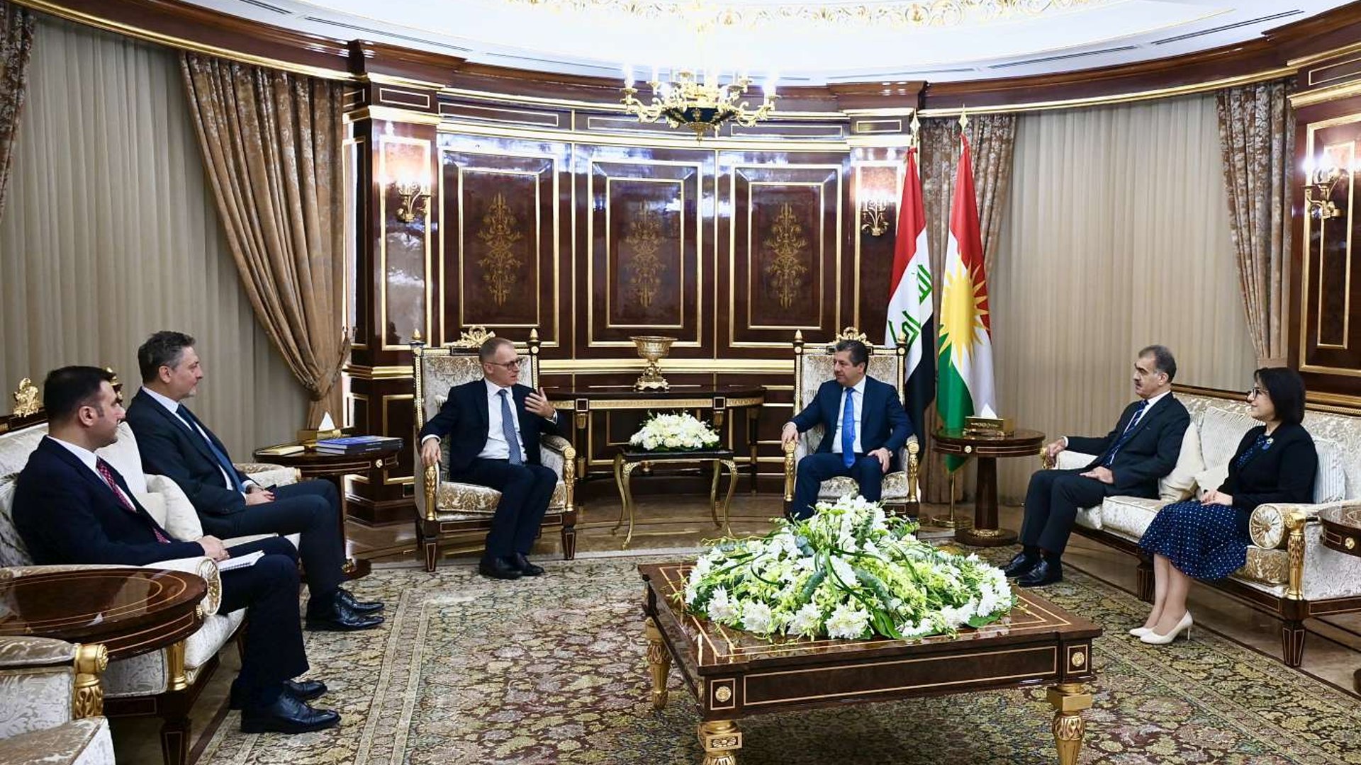 مسرور بارزاني: مشاكلنا المالية مع بغداد ستحل وفق الدستور والموازنة (صور)