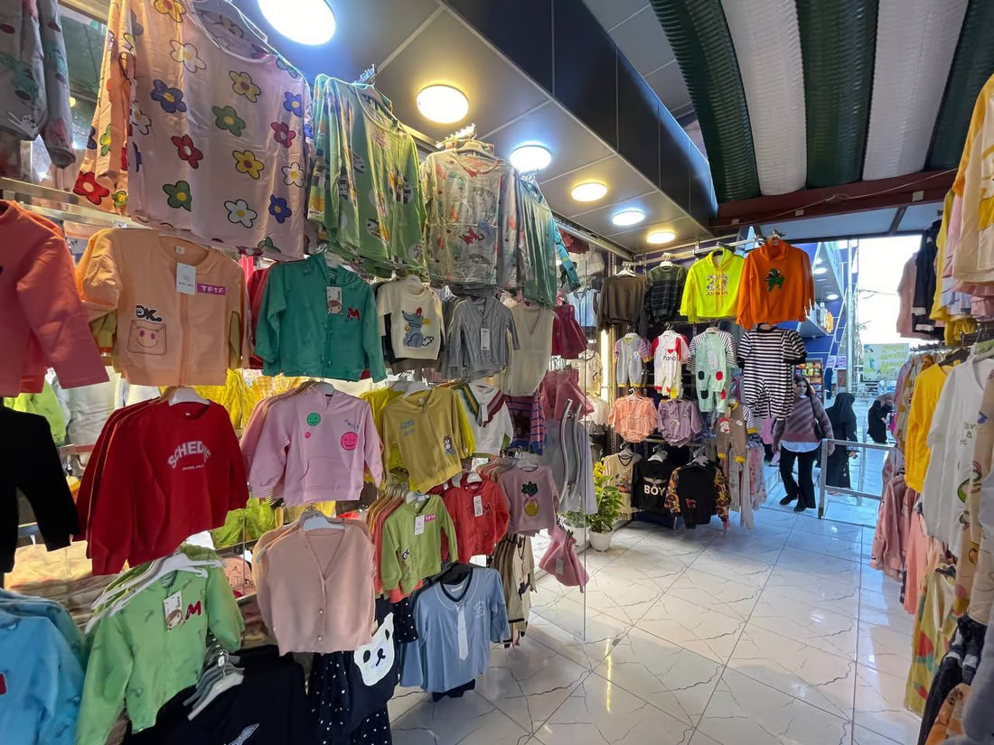 Baqubah shoppers see major discounts on children’s winter clothing
