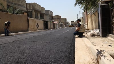 محافظة بغداد تباشر بتبليط شوارع الوقف في الشعلة (صور)