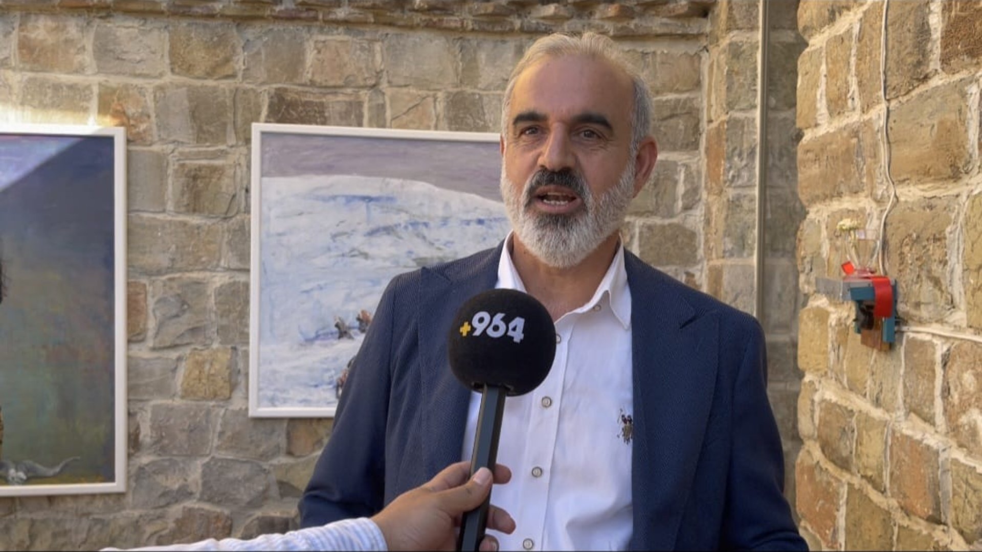 Kurdish painter Rostam Aghala opens exhibition in Sulaymaniyah