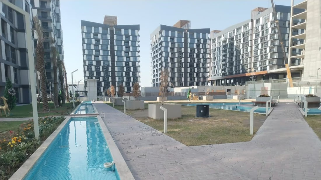 Exclusive residential complexes under construction in Baghdad’s green zone